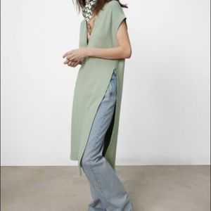 Zara LONG KNIT VEST
LIGHT GREEN - REF. 5536/027